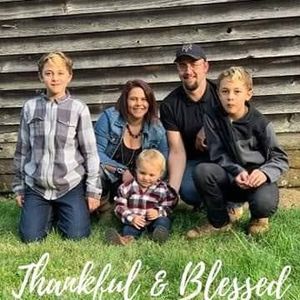 Meet your Posher, Jonathan